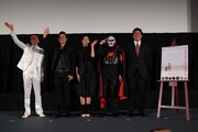 映画「振り子」舞台挨拶に登壇した(左から)板尾創路、中村獅童、小西真奈美、鉄拳、竹永典弘監督。