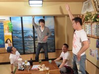 「ジュニア＆ゆかいな仲間たち～40歳の誕生日を一足早く沖縄でやっちゃいましたSP～」収録の模様。