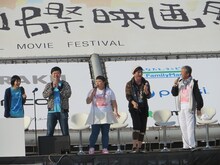 エハラマサヒロチームの村上ショージ、渡辺直美、魅川憲一郎（写真右から）。