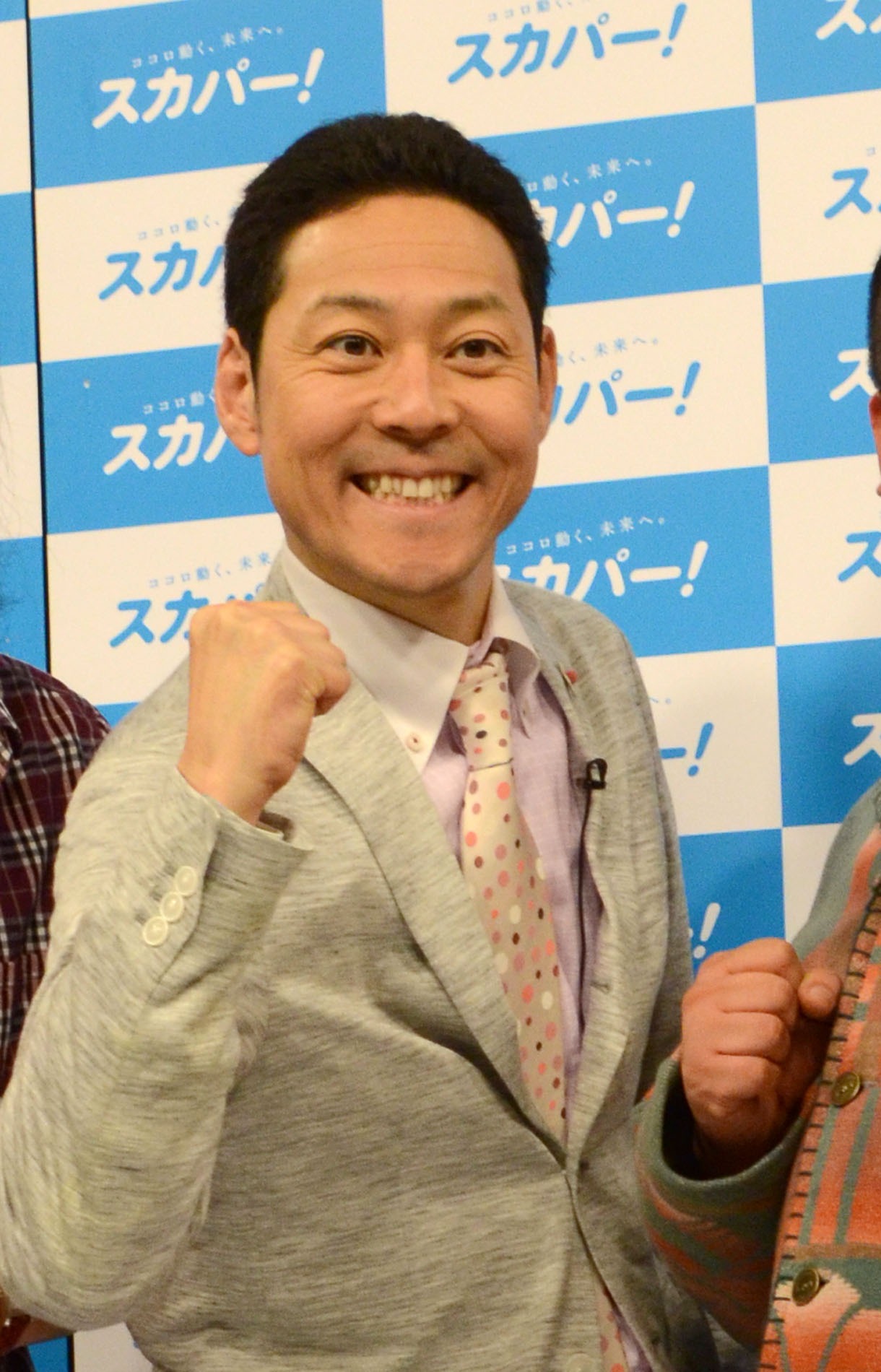 メインMCの東野幸治。