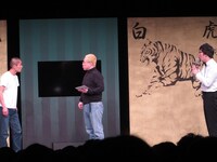 乱入するもすぐに去ったハブ。