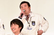 インパルス堤下と、中村蒼（手前）。