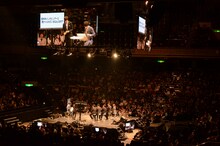 「千原ジュニア×昔の千原ジュニア」の様子。