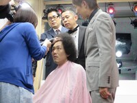 最初のバリカンは番組AD・カンちゃんが。