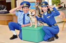 （左から）スギちゃん、リン、伊藤梨沙子。