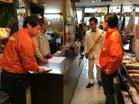 番組収録の様子。(c)吉本興業。