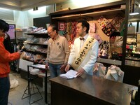 番組収録の様子。(c)吉本興業。