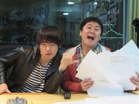 「ウーマンラッシュアワーのオールナイトニッポン0（ZERO）」（ニッポン放送）初日のウーマンラッシュアワー。