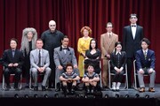 家で“1人アダムスファミリー”友近出演ミュージカル開幕