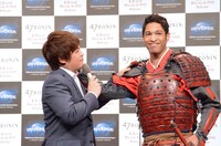 マテンロウ大野とラブシーンを演じるジャン。