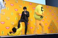 カレーメシくん側に寝返り負けた中川をいたぶる村本。