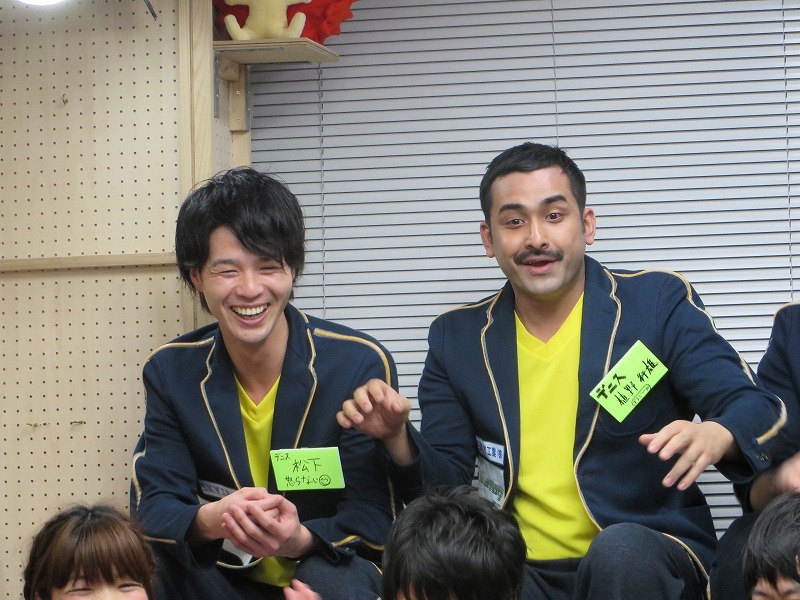 デニス