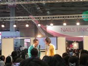 アイランドステージでネタ中の和牛。