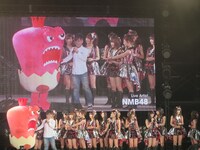 NMB48に「三瓶さんですよね」とイジられるゆるキャラ。
