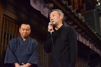 板屋宏幸監督（右）