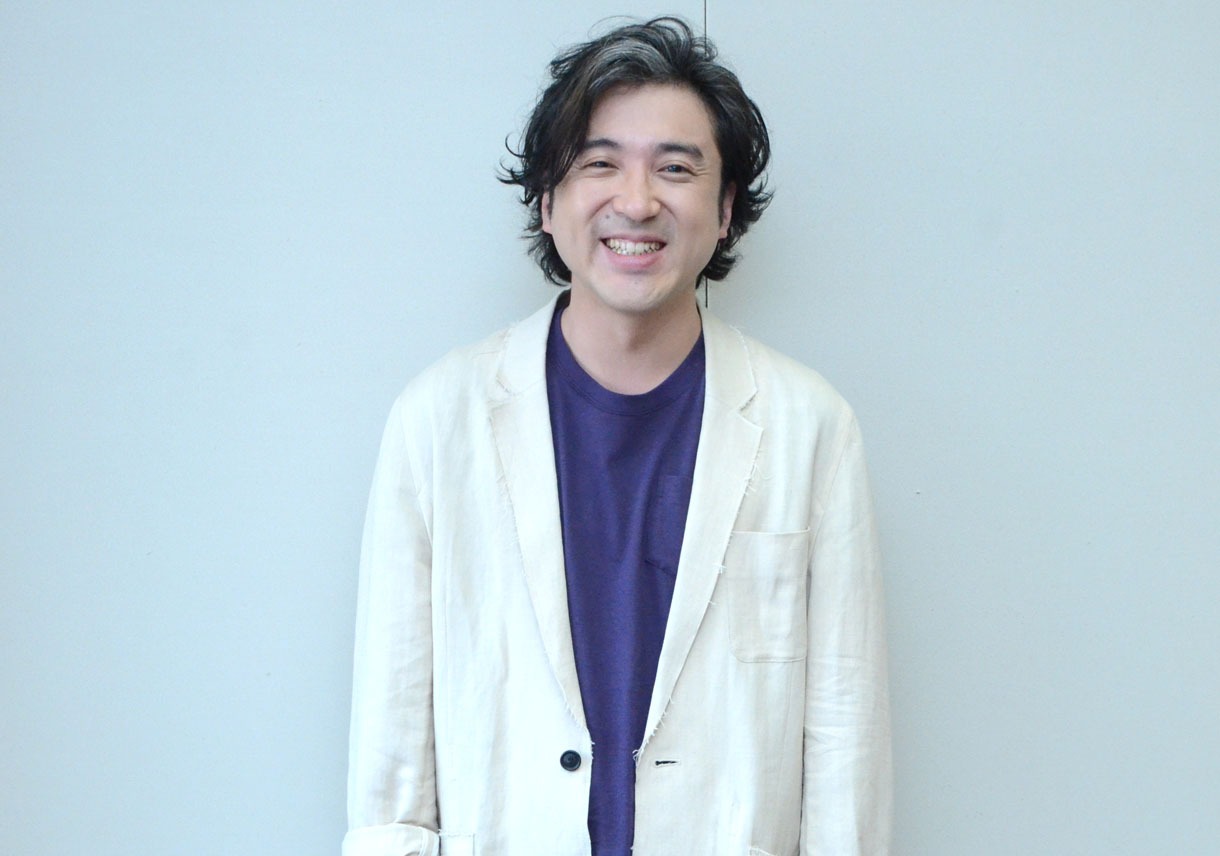 主演のムロツヨシ。