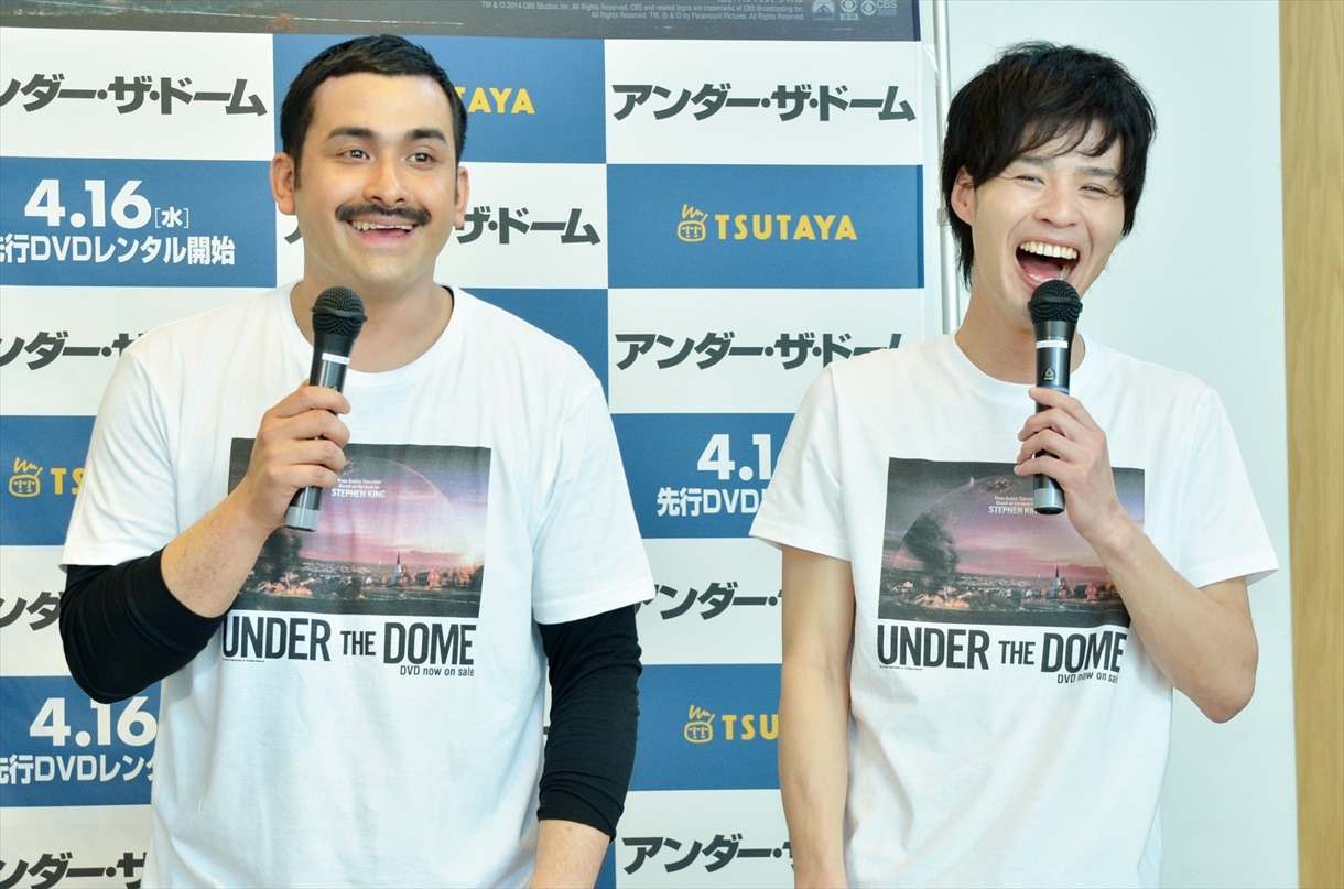 デニス