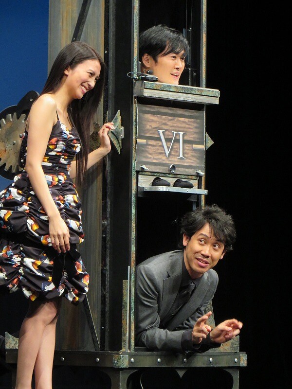 劇団ひとりの初監督映画「青天の霹靂」プレミア試写会で行われたマジック。