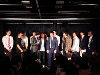 「High Stageよしもと はじめまして公演」の様子。(c)吉本興業