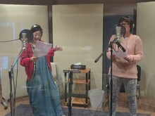 初の着ボイス収録に挑む日本エレキテル連合。