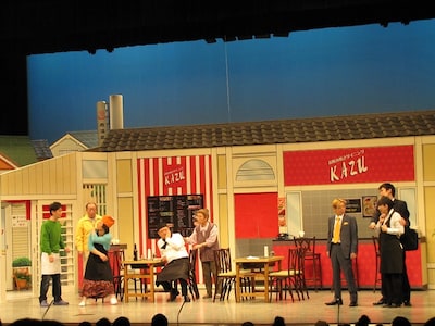 吉本新喜劇「すち子のどちらがお好み？」(c)吉本興業