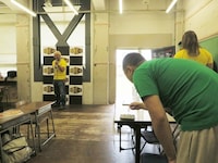 RGが真壁のわらび餅をつまみ食いする瞬間。