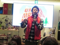 期間限定LOGOS SHOPオープン記念「O・A・SO・BI MASTERS～お遊びマスターズ～」（J:COMチャンネル）試写イベントに登場したライセンス井本。