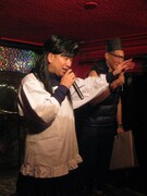 「レイザーラモン漫才ツアー in EXPLOSION ～ゲイの皆さんへ恩返し～」の様子。