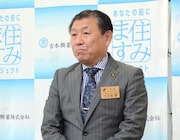 飯能市市長の大久保勝。