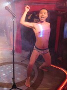 「レイザーラモン漫才ツアー in EXPLOSION ～ゲイの皆さんへ恩返し～」の様子。