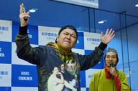 （左から）ダイノジ大地、上杉周大。