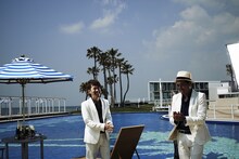 トータルテンボス全国漫才ツアー2014「strelka」フライヤー撮影の様子。