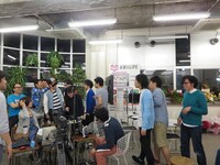 ぞろぞろ現れる同期たち。