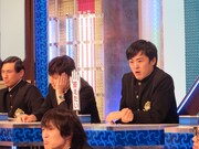 泣き顔寸前の劇団ひとり。