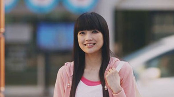 テレビCM「阪神沿線物語」第1話のワンシーン。