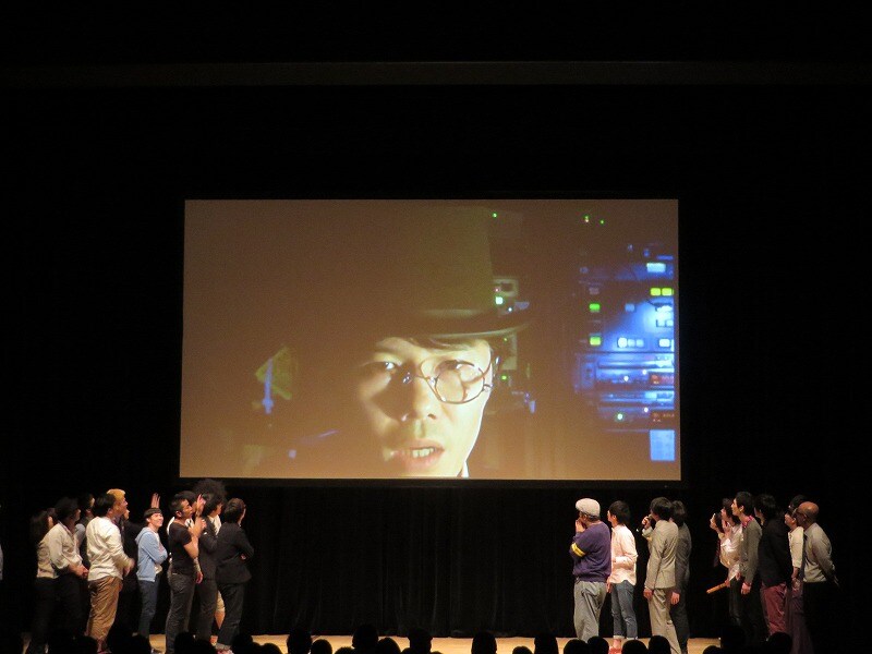 「ケイダッシュライブ　vol.47」エンディングに突如登場した大輪教授。