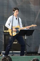 「マジ歌ミニライブ」の川崎くん。