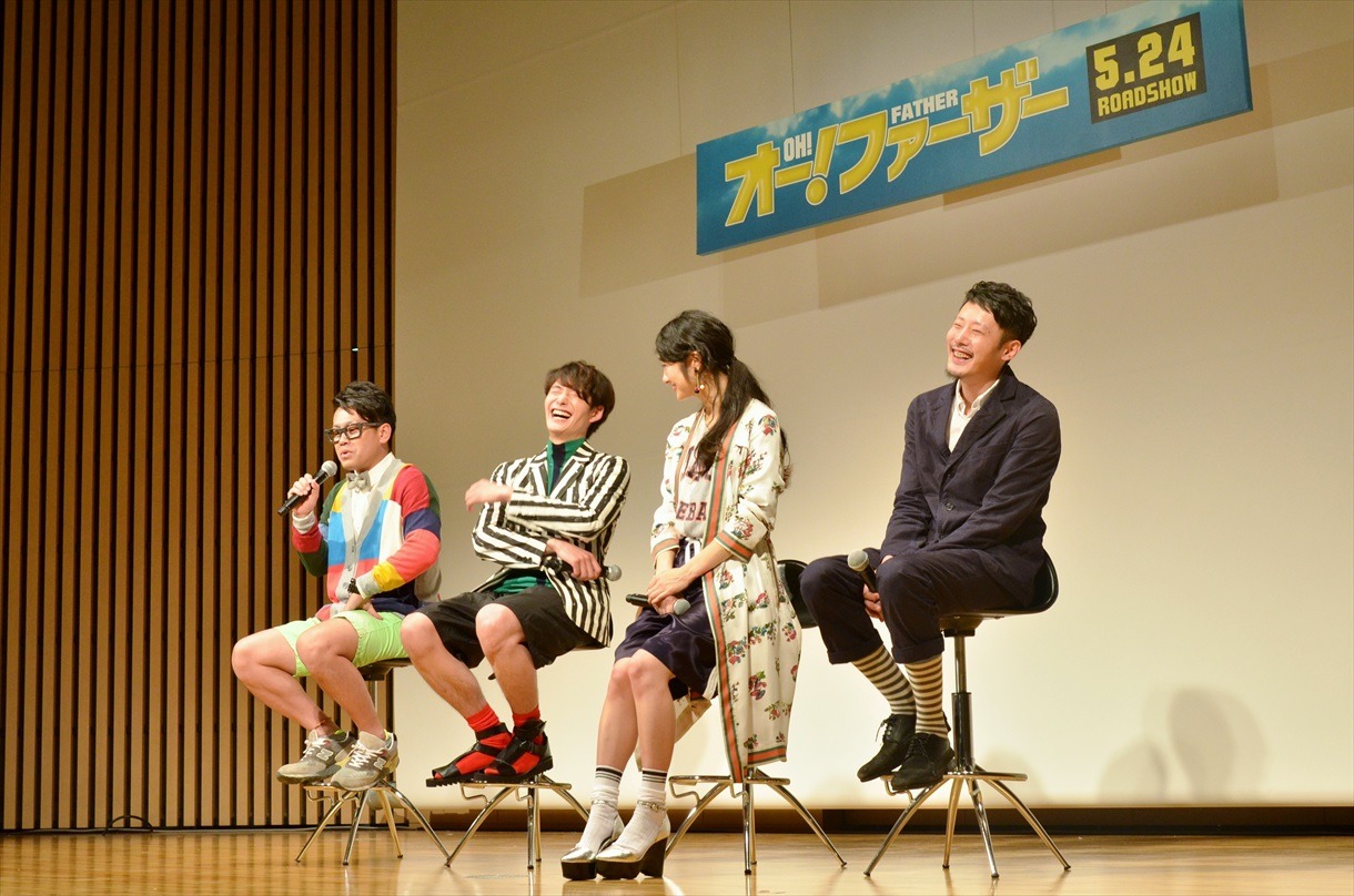 トークの様子。