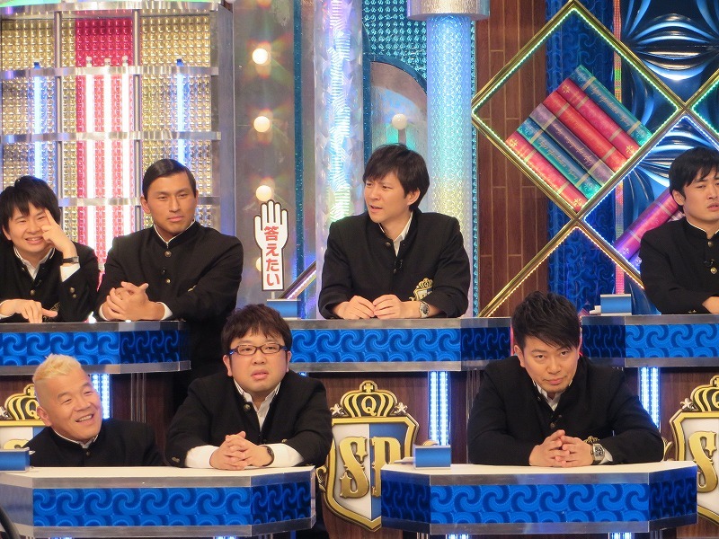 苦虫を噛み潰したようなアンジャッシュ渡部。