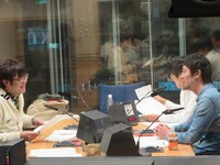 45日間路上生活をした大和から「夏でも夜は意外と寒い」「24時間は長い」とアドバイス。