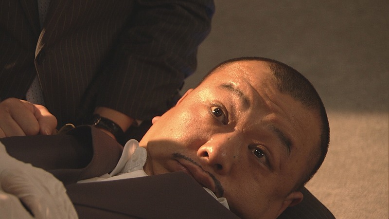 「七人のコント侍」のコント「殉職刑事 エゴサーチ」。(c)NHK