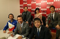 「MONDO式 麻雀」の一場面。