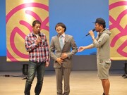 オープニングで富良野愛をFUJIWARAに疑われる蛍原。