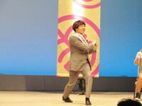 蛍原のおかっぱ打法。