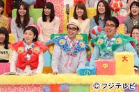 MCのおぎやはぎと松岡茉優。