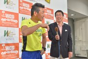 （左から）間寛平、梅田淳。
