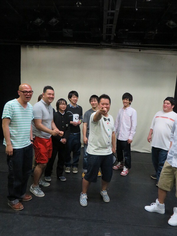 しろっぷ・ひろしによるグループ4の意気込みは「みんな仲良く、1、2、3－！」。