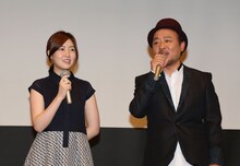 （左から）シム・ウンギョン、マキタスポーツ。