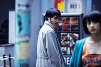 映画「闇金ウシジマくん Part２」のワンシーン。(c)2014真鍋昌平・小学館／映画「闇金ウシジマくん２」製作委員会