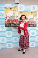 吉本新喜劇座長就任会見のすっちー。(c)吉本興業